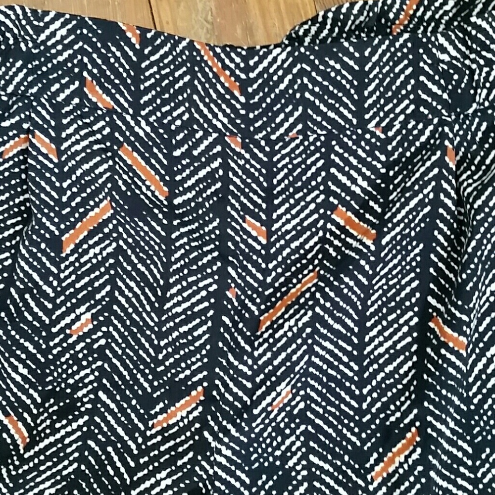 Francesca's Shorts - Picture 3 of 8